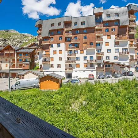 Appartement Les Nã©vã©s.5 *