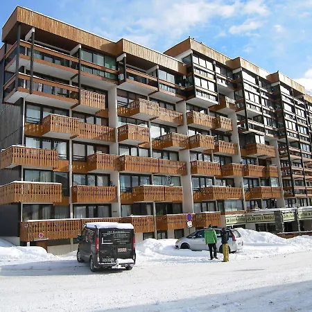 Appartement Les Nã©vã©s.5 *